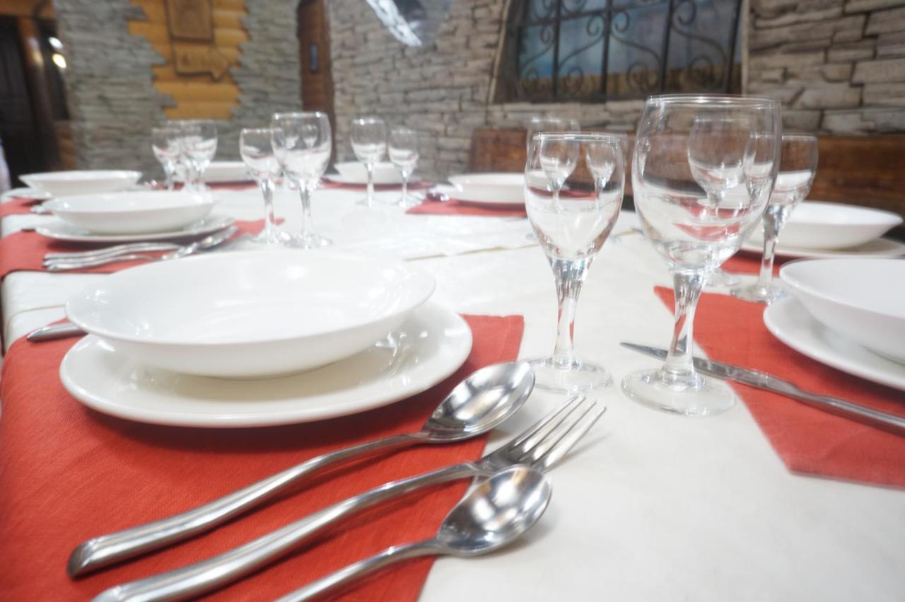 Galirad Hotel Ustʼ-Kamenogorsk Esterno foto